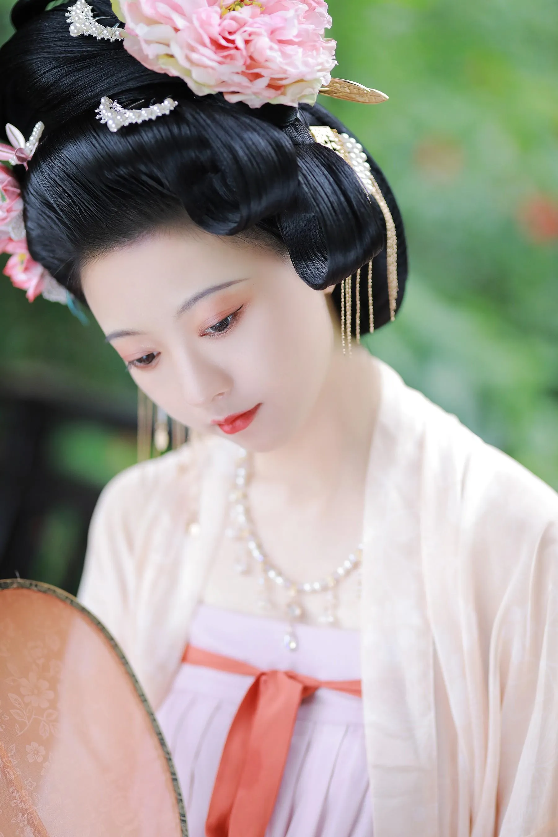 [YITUYU艺图语]2022.09.23 风月偏爱宴旧人 YunFleur [36P]插图4